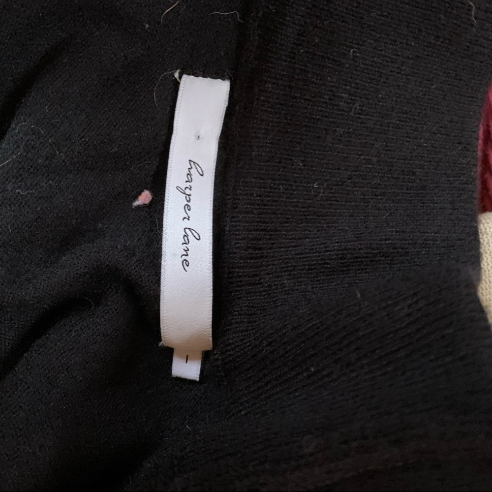Pullover sweater